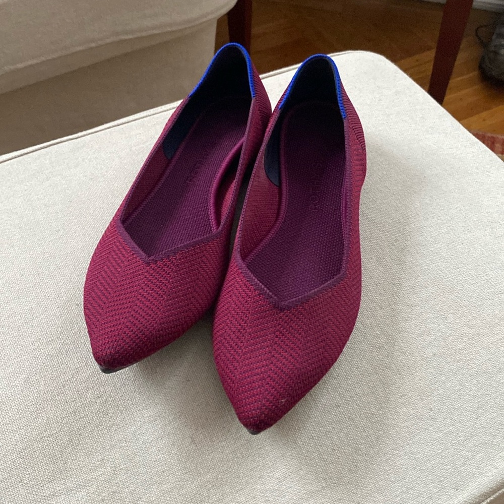Authentic Rothy’s limited edition color - 9.5